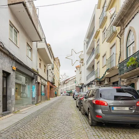 Cosy Remodeled In The Center Fundão