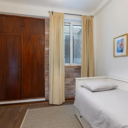 Cosy Remodeled In The Center דירה *