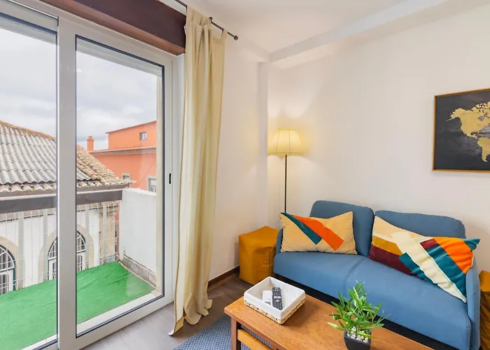 Cosy Remodeled In The Center Daire