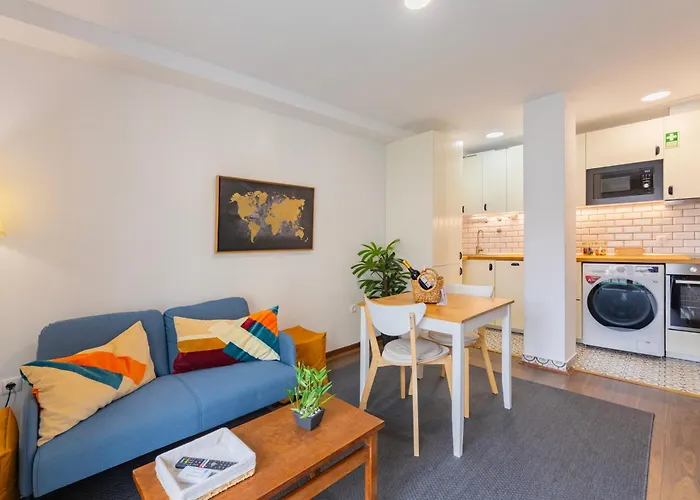 Cosy Remodeled In The Center *