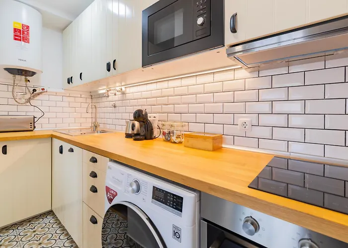 Cosy Remodeled In The Center Фундан